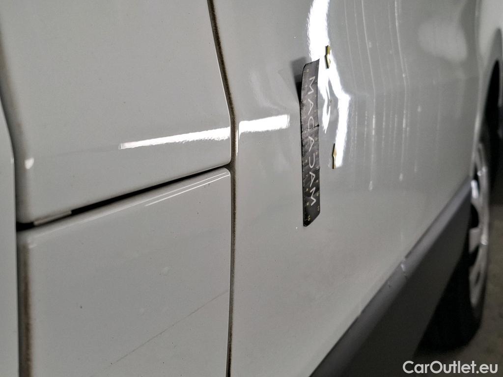  Renault  Trafic  Furgon Grand Confort L1H1 1200 1.6 dCi 125CV BVM6 E6 #32