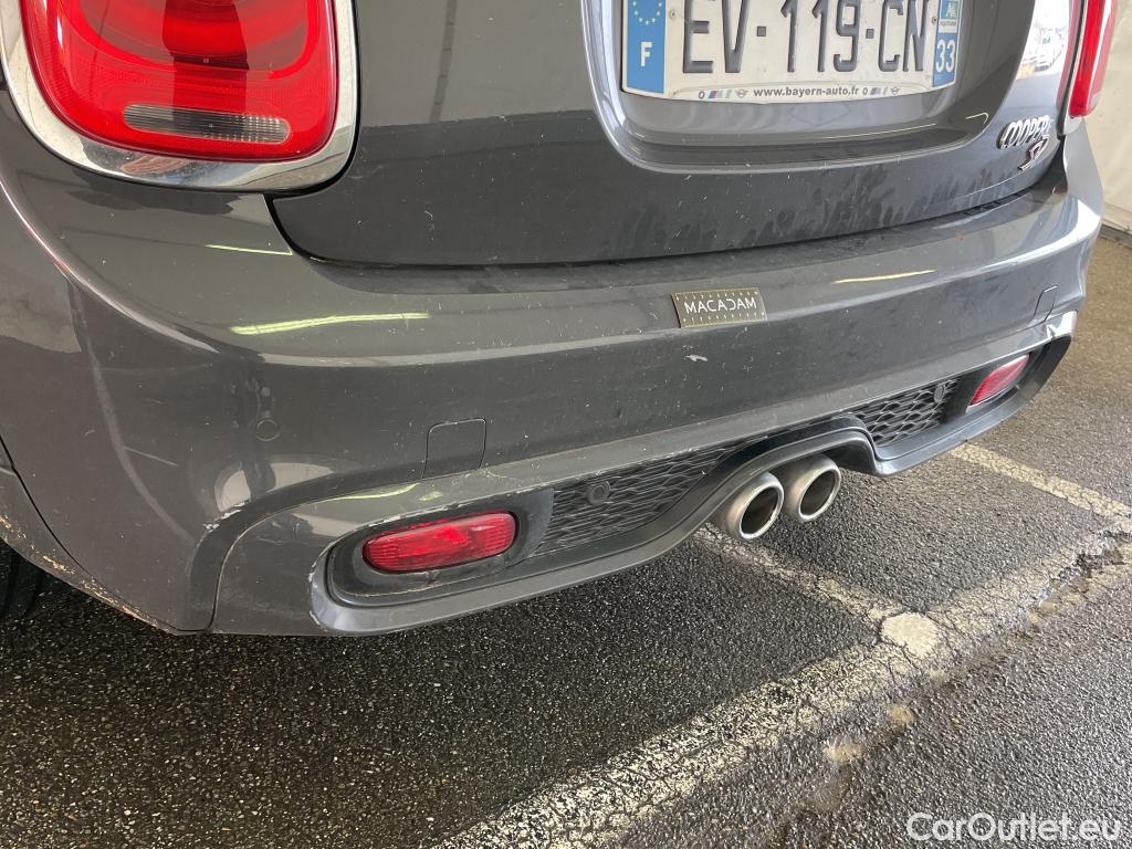  Mini  Cooper MINI Mini 5p Berline  SD Finition Exquisite 170 ch BVA8 #9