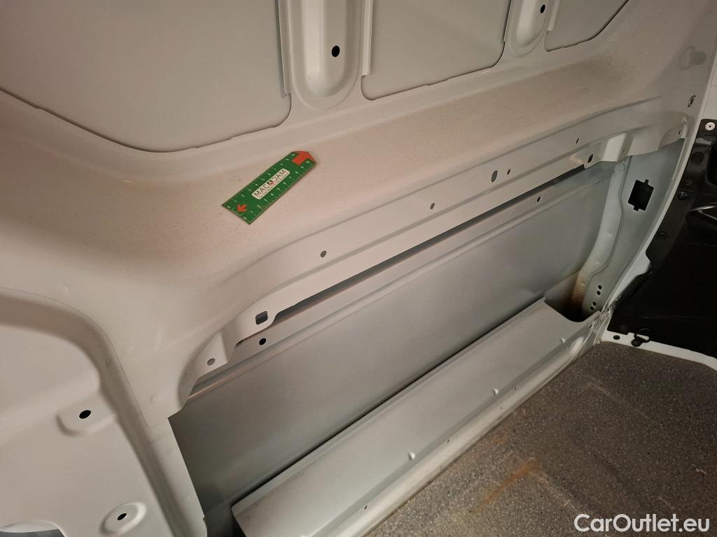  Renault  Trafic RENAULT  / 2019 / 4P / Fourgon tole FG GCF L1H1 1000 Energy dCi 145 EDC #3