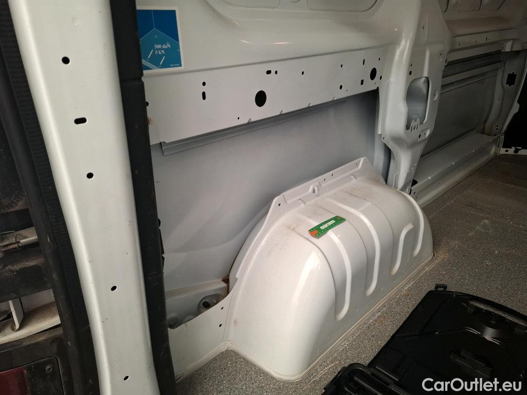  Renault  Trafic RENAULT  / 2019 / 4P / Fourgon tole FG GCF L1H1 1000 Energy dCi 145 EDC #10