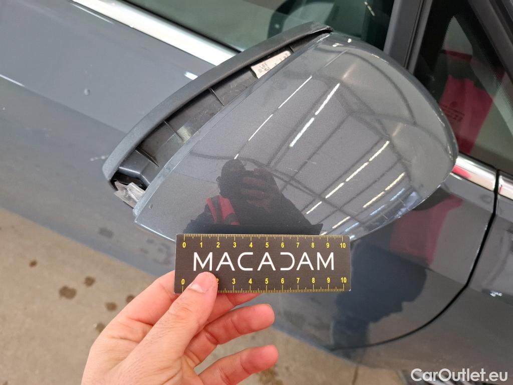  Volkswagen  Golf  VOLKSWAGEN / 2020 / 5P / Berline 1.4 eHybrid OPF 204 DSG6 Style #49