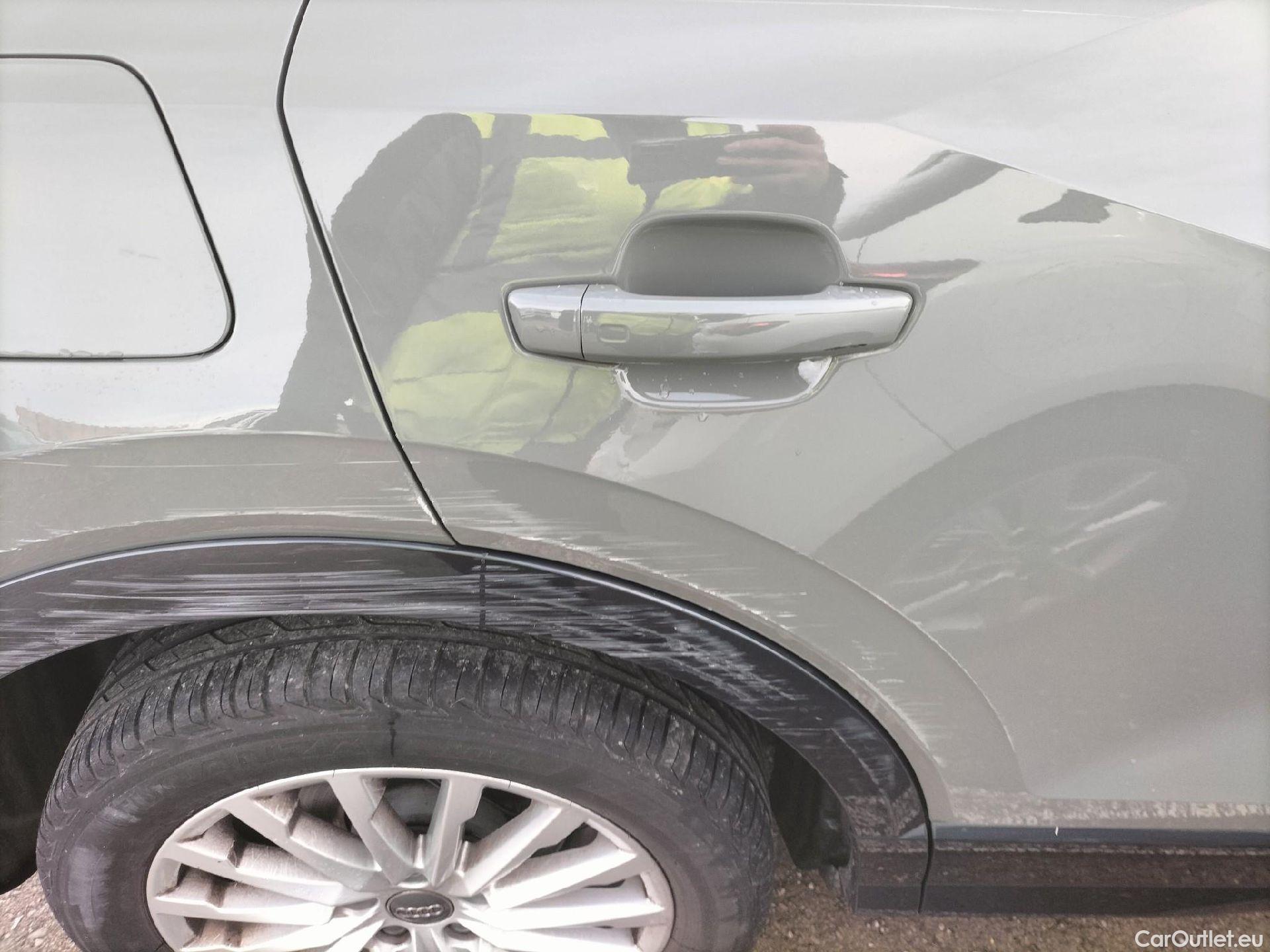  Audi  Q2 AUDI  / 2016 / 5P / todoterreno Design 30 TFSI 85kW (116CV) #54