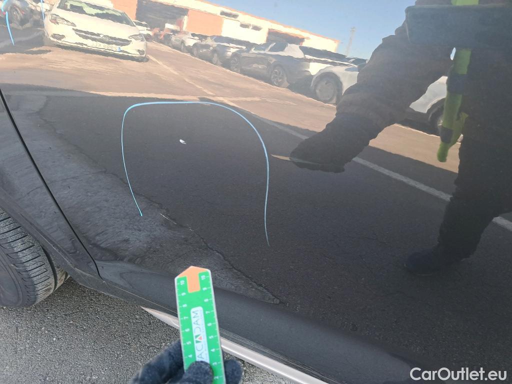  Audi  Q5 AUDI  / 2016 / 5P / todoterreno Design 35 TDI 120kW S tronic (AC) #8