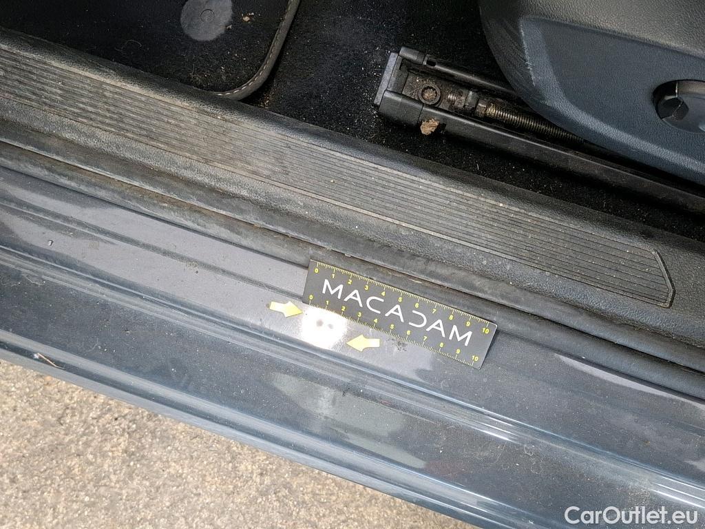  Volkswagen  Golf  VOLKSWAGEN / 2020 / 5P / Berline 1.4 eHybrid OPF 204 DSG6 Style #35