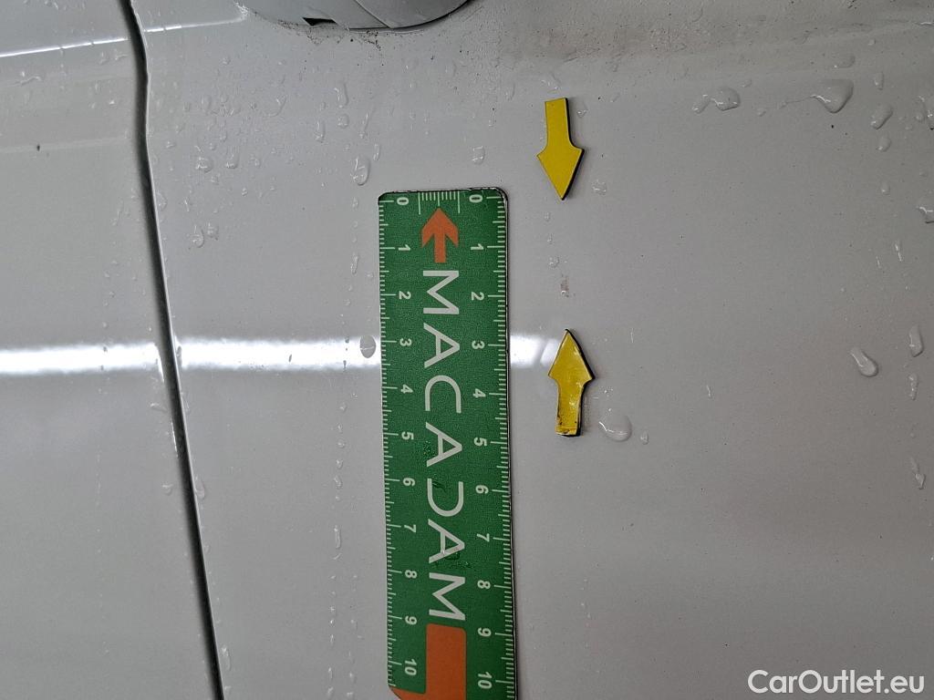  Volkswagen  Touran VOLKSWAGEN  5p Monovolume 2.0 TDI 150 DSG6 Carat BMT 7 places #32