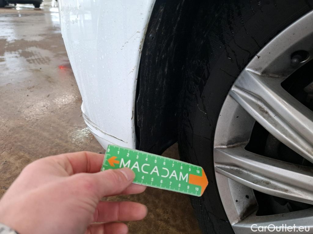  Volkswagen  Touran VOLKSWAGEN  5p Monovolume 2.0 TDI 150 DSG6 Carat BMT 7 places #43