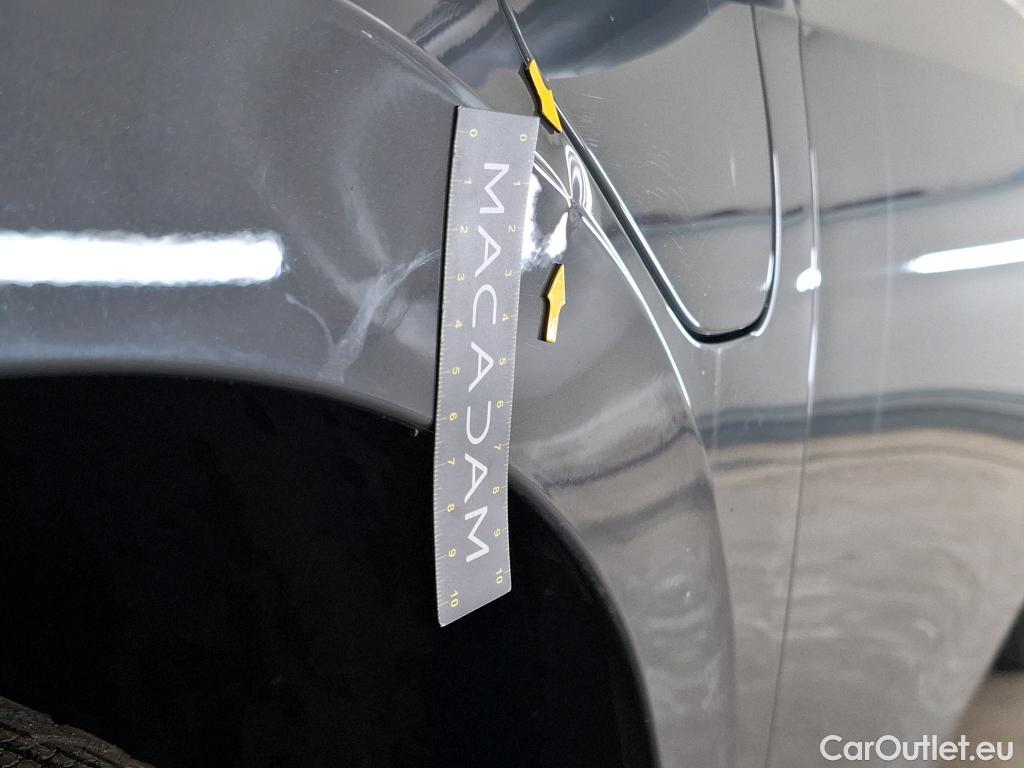  Volkswagen  Golf  VOLKSWAGEN / 2020 / 5P / Berline 1.4 eHybrid OPF 204 DSG6 Style #38