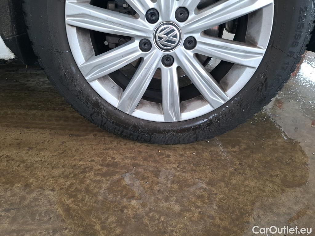  Volkswagen  Touran VOLKSWAGEN  5p Monovolume 2.0 TDI 150 DSG6 Carat BMT 7 places #21