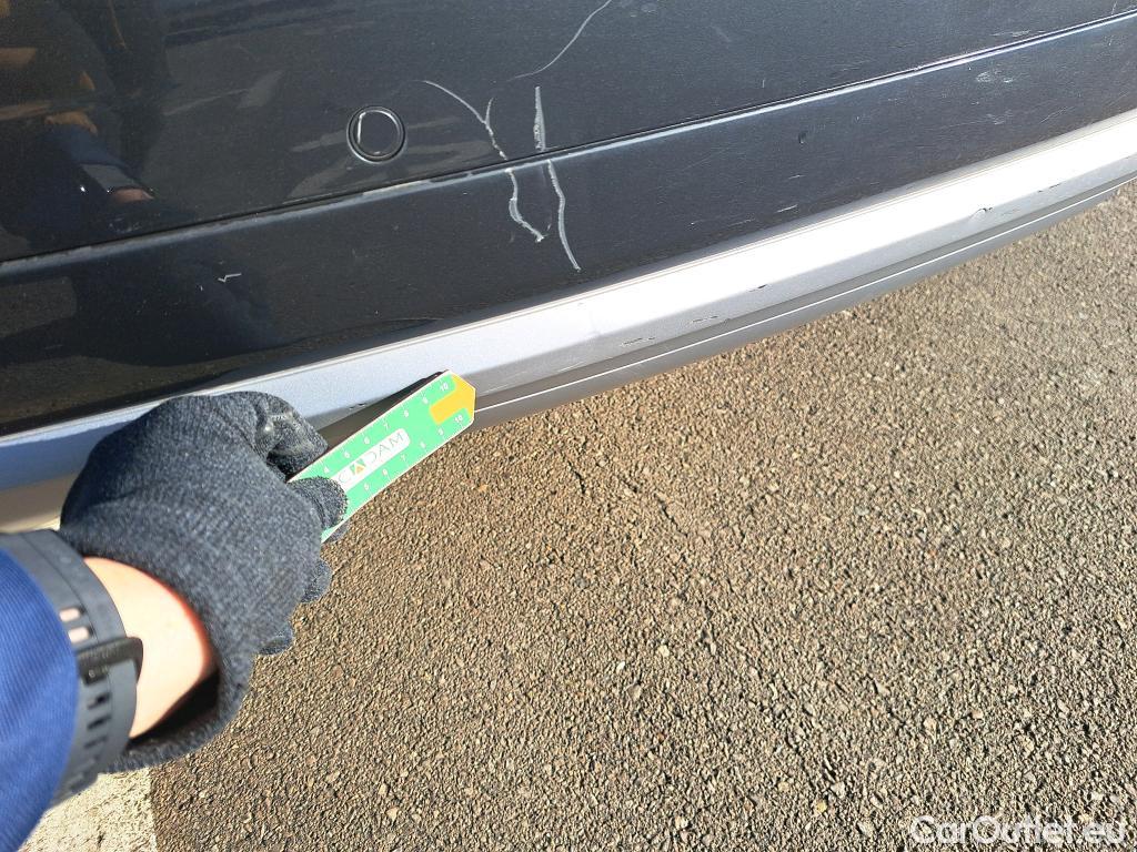  Audi  Q5 AUDI  / 2016 / 5P / todoterreno Design 35 TDI 120kW S tronic (AC) #30