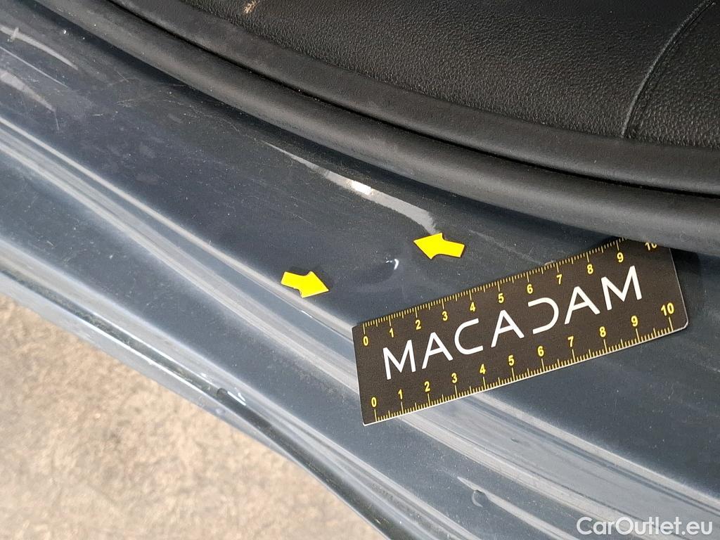  Volkswagen  Golf  VOLKSWAGEN / 2020 / 5P / Berline 1.4 eHybrid OPF 204 DSG6 Style #40