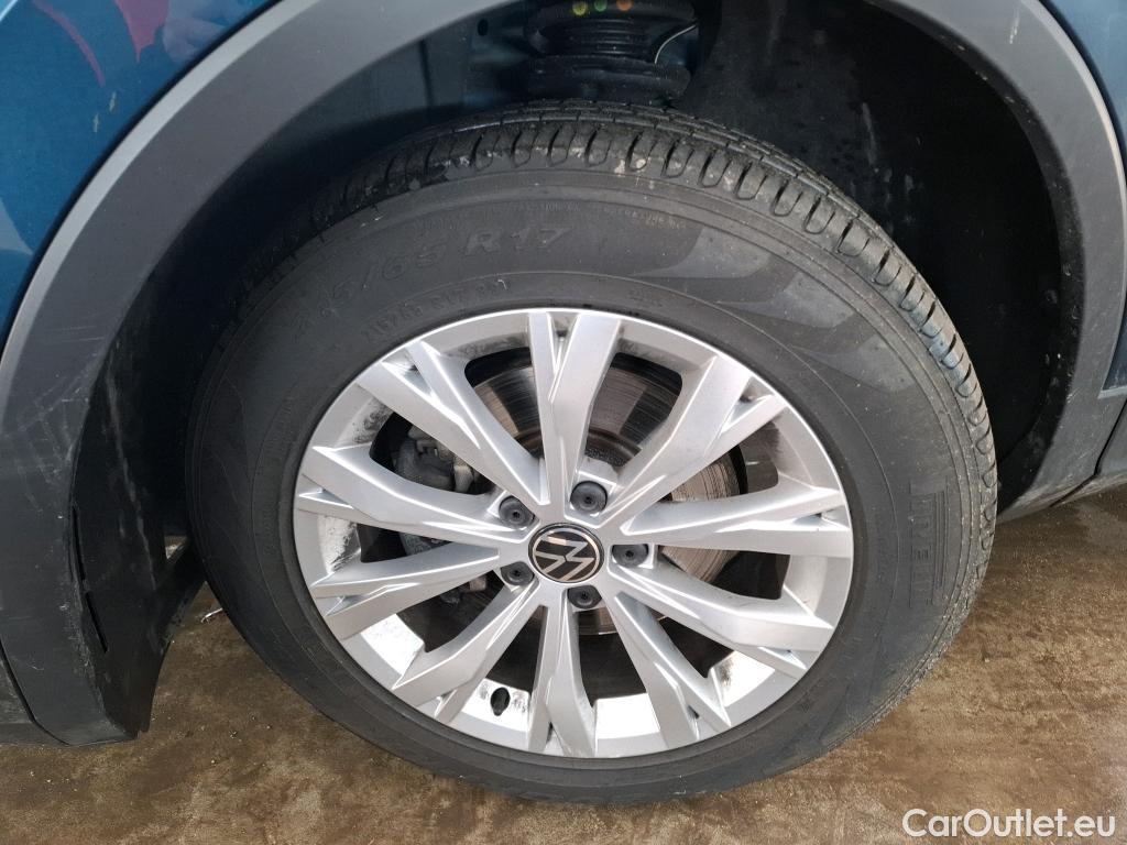  Volkswagen  Tiguan VOLKSWAGEN  / 2020 / 5P / SUV 2.0 TDI 150 DSG7 Life Business #12