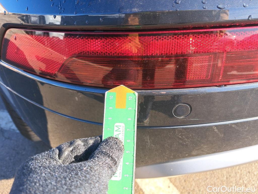  Audi  Q5 AUDI  / 2016 / 5P / todoterreno Design 35 TDI 120kW S tronic (AC) #2