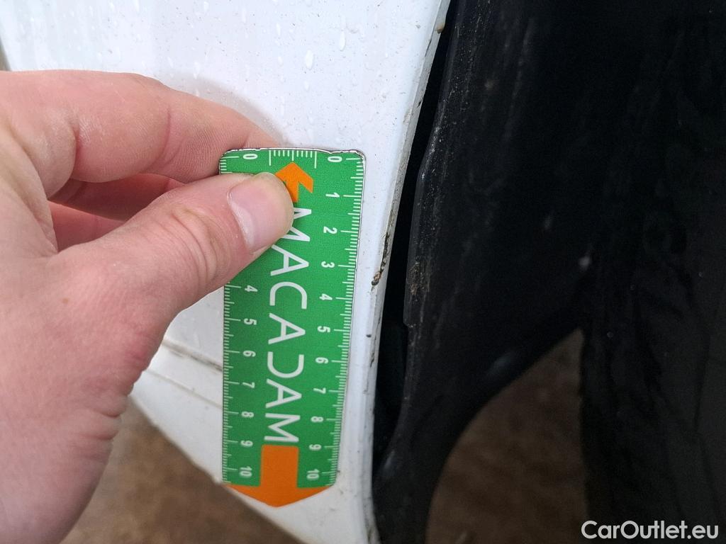  Volkswagen  Touran VOLKSWAGEN  5p Monovolume 2.0 TDI 150 DSG6 Carat BMT 7 places #44