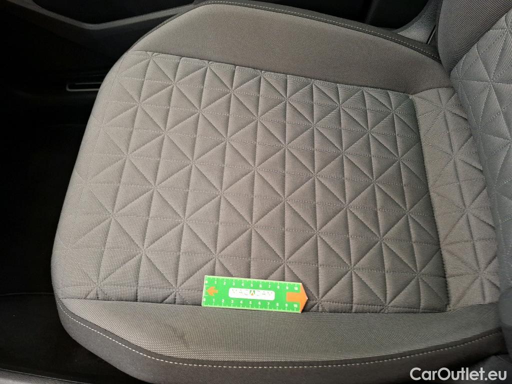  Volkswagen  Tiguan VOLKSWAGEN  / 2020 / 5P / SUV 2.0 TDI 150 DSG7 Life Business #9