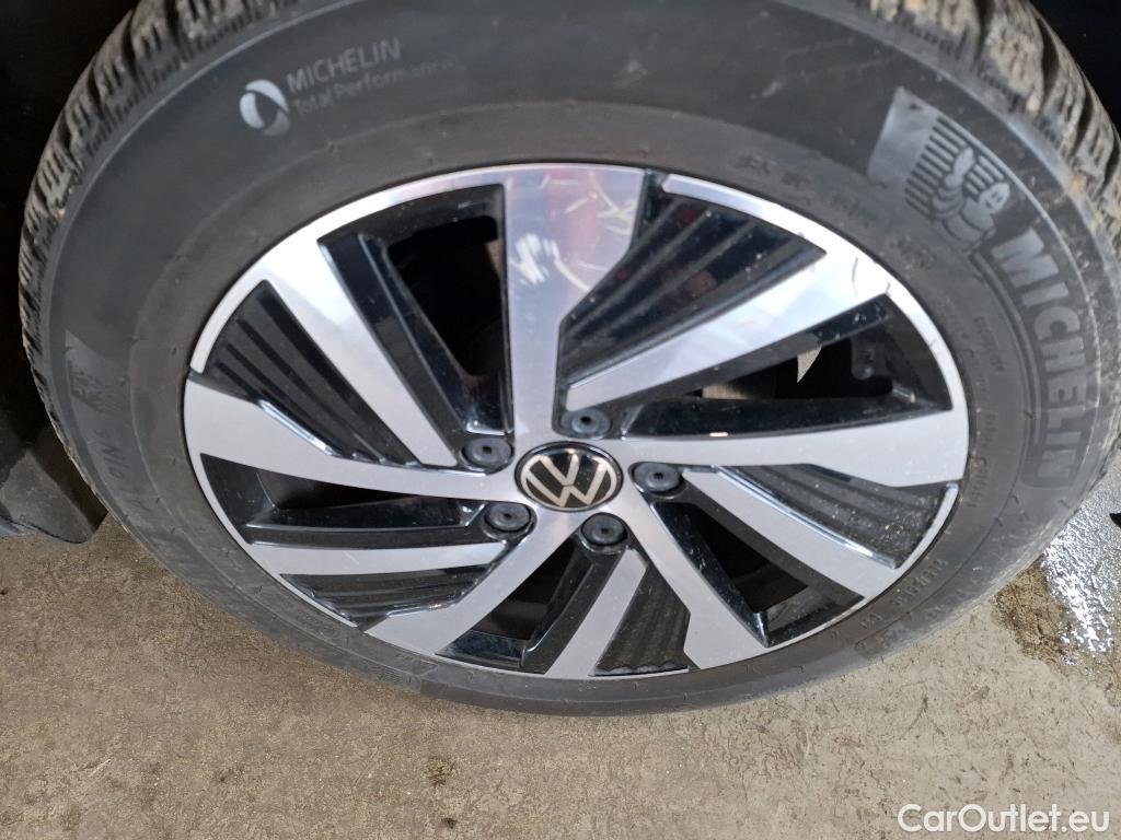  Volkswagen  Golf  VOLKSWAGEN / 2020 / 5P / Berline 1.4 eHybrid OPF 204 DSG6 Style #21