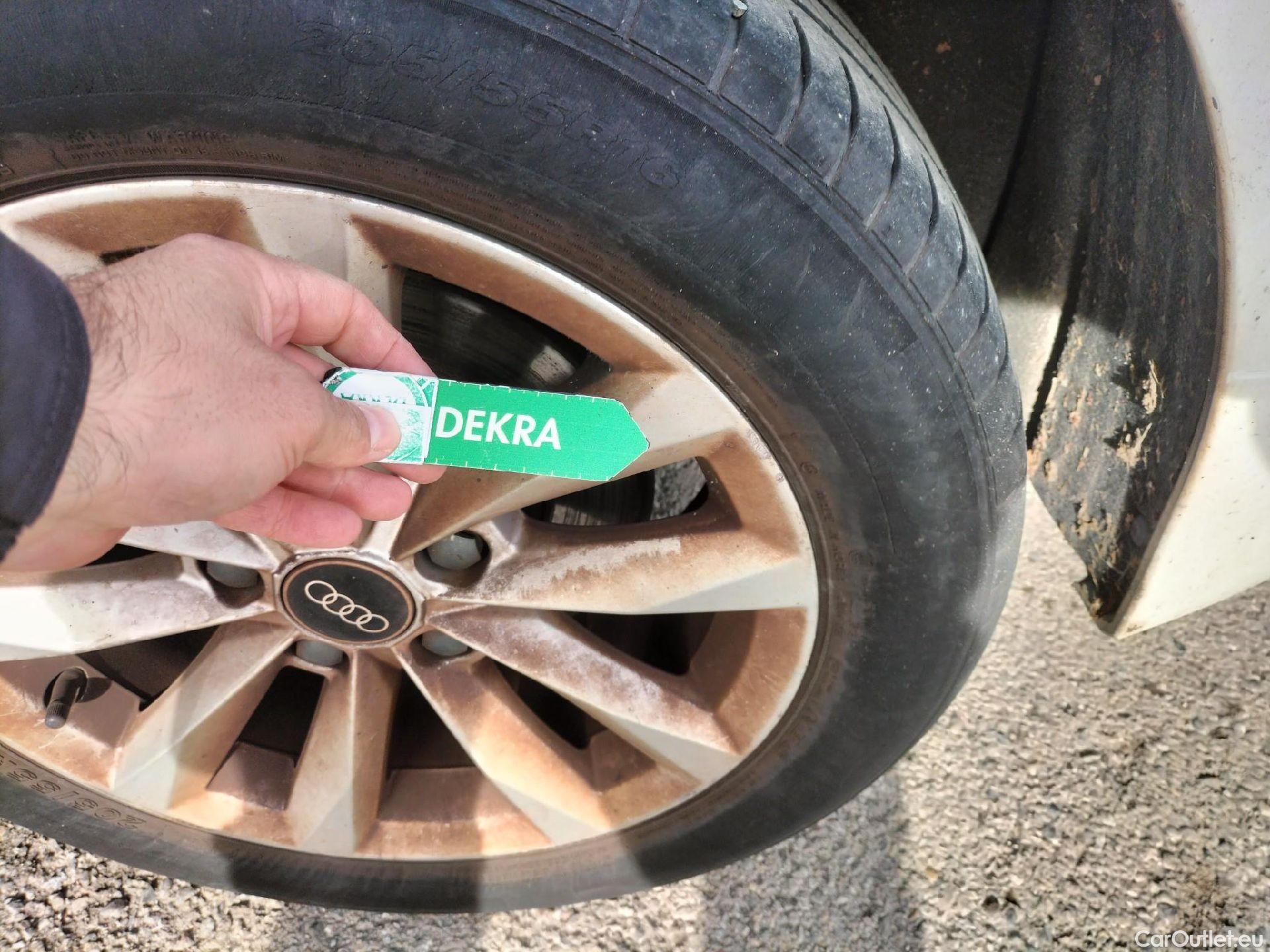  Audi  A3 AUDI  / 2020 / 5P / berlina con portón Sportback 30 TFSI 81kW (110CV) S tronic #26