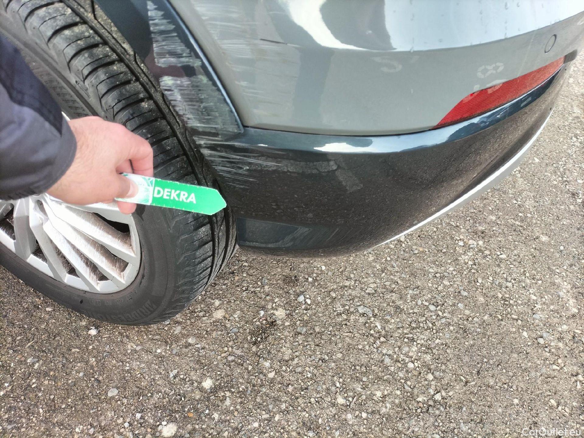  Audi  Q2 AUDI  / 2016 / 5P / todoterreno Design 30 TFSI 85kW (116CV) #32