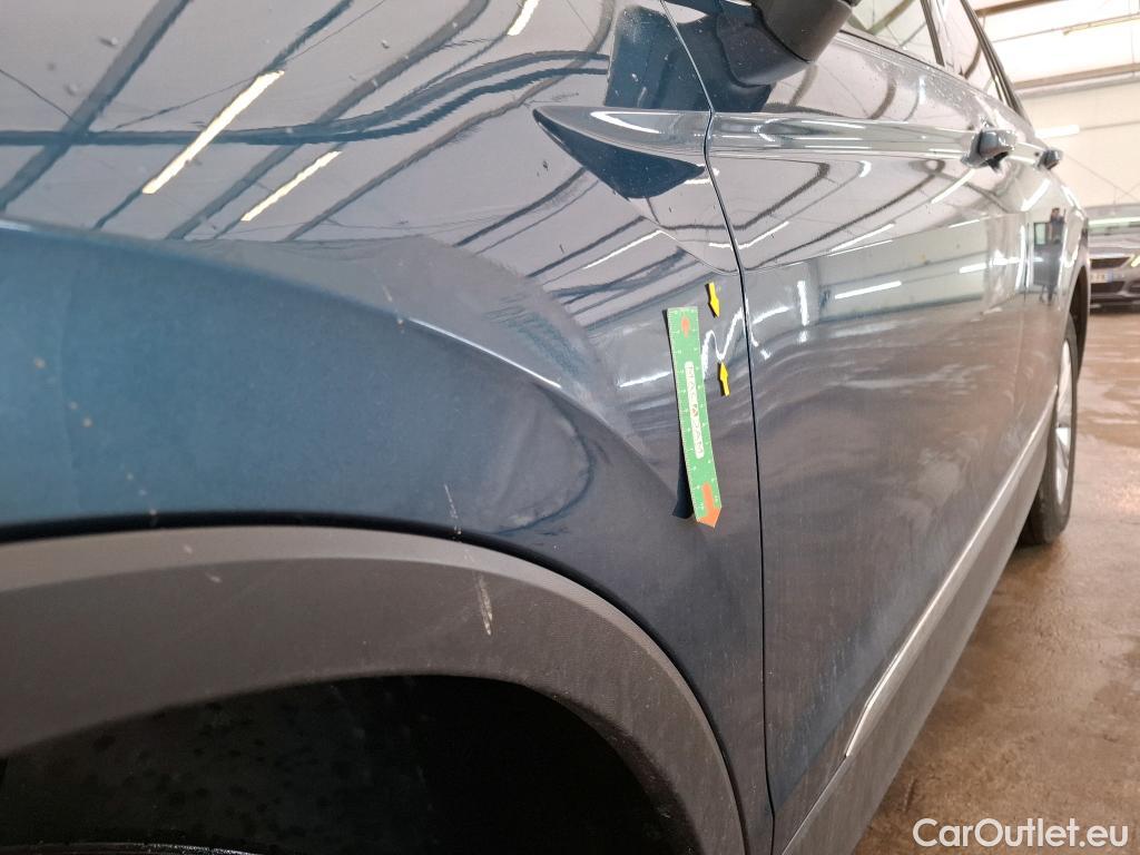  Volkswagen  Tiguan VOLKSWAGEN  / 2020 / 5P / SUV 2.0 TDI 150 DSG7 Life Business #6