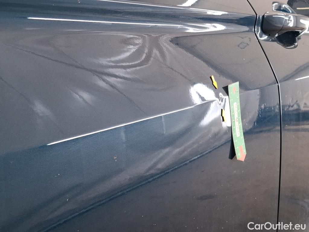  Volkswagen  Tiguan VOLKSWAGEN  / 2020 / 5P / SUV 2.0 TDI 150 DSG7 Life Business #8