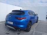  Alfa Romeo   STELVIO Alfa Romeo / 2017 / 5P / todoterreno 2.0 Gasolina 206kW (280CV) Executive AWD #2