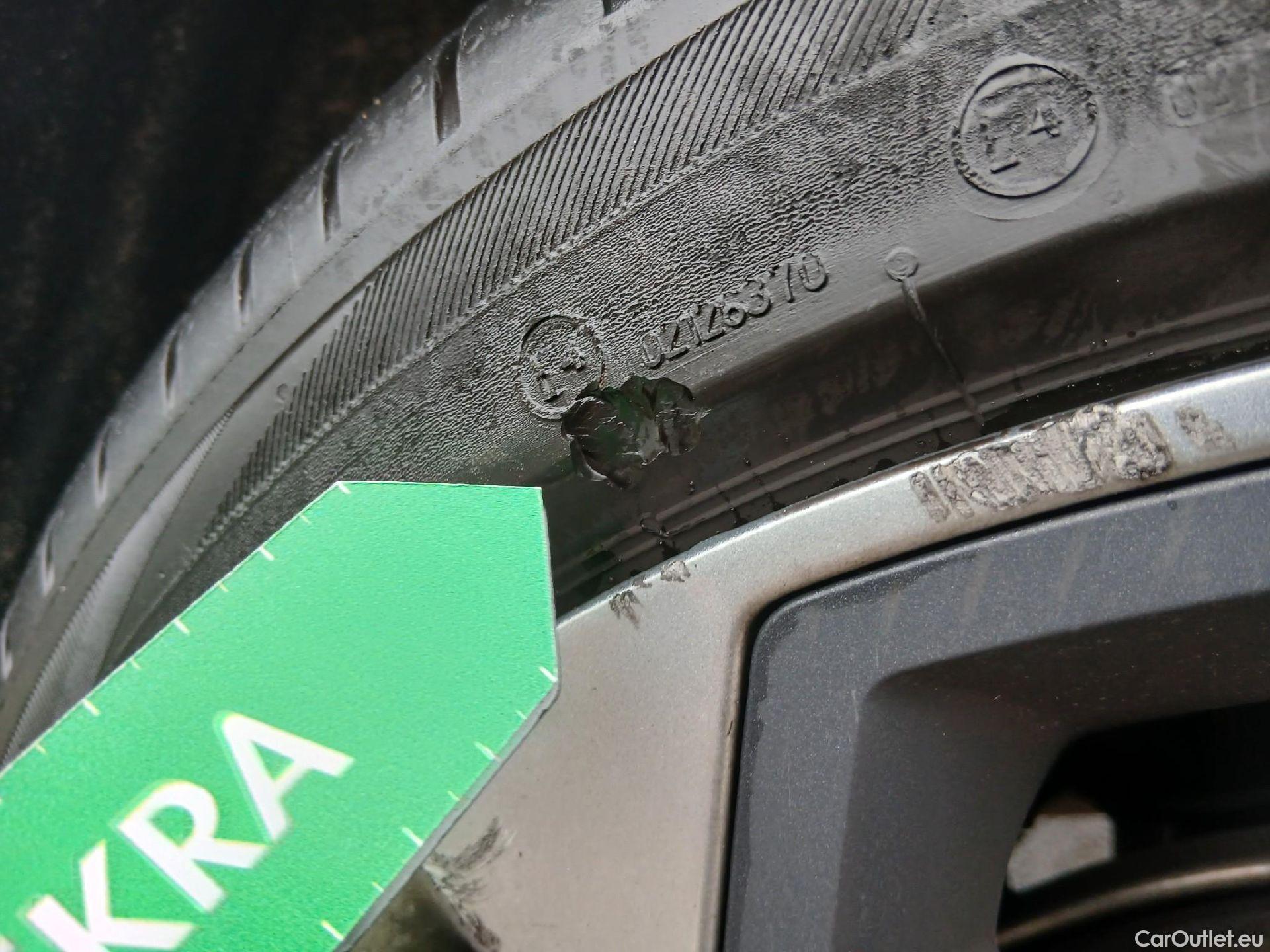  Audi  Q5 AUDI  SPORTBACK / 2020 / 5P / todoterreno Black line 40 TDI 150kW quattro-ultra #61