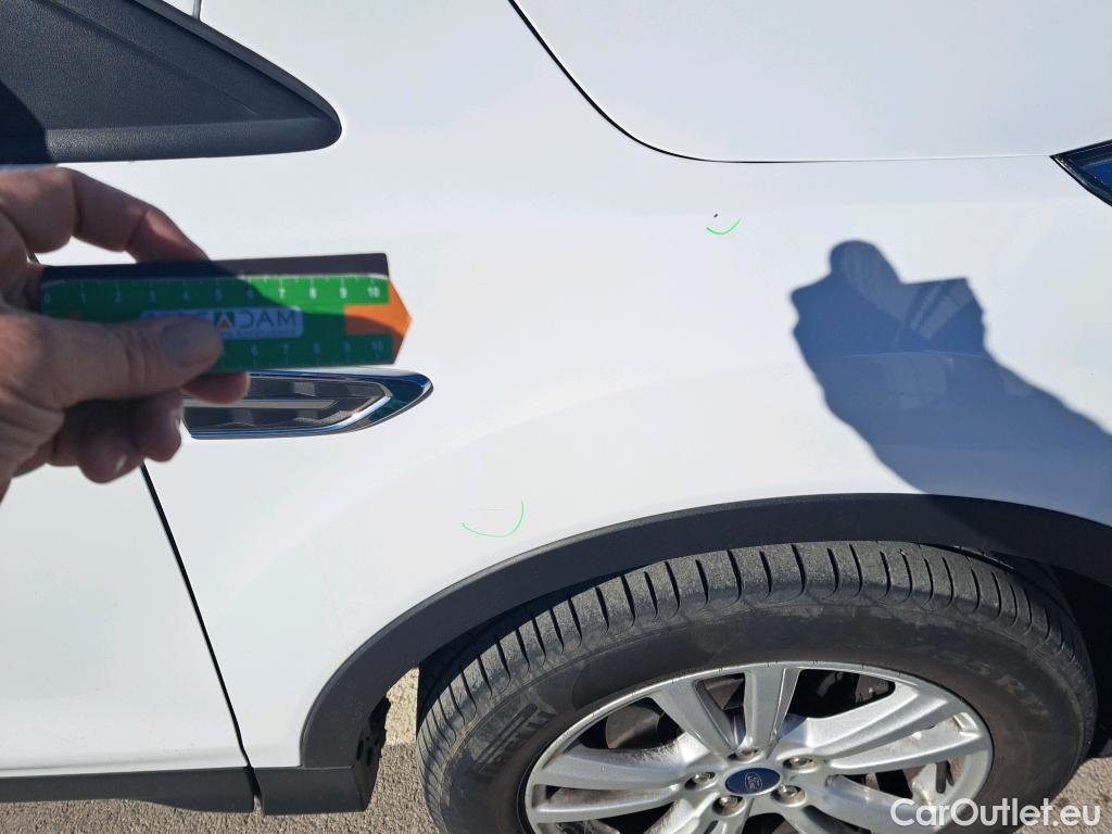  Ford  Kuga FORD  / 2016 / 5P / todoterreno 1.5 EcoBoost 88kW 4x2 Trend+ (CX) #35