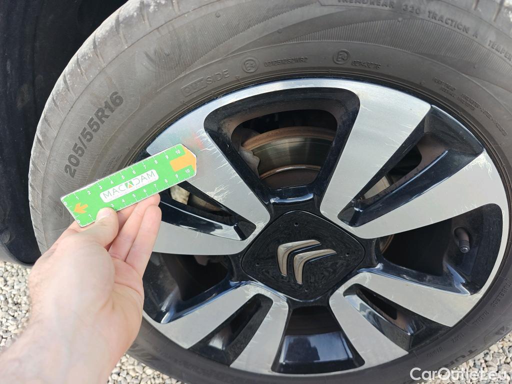  Citroen  C3 CITROEN  / 2020 / 5P / berlina con portón PureTech 60kW (83CV) Feel Pack (CX) #2