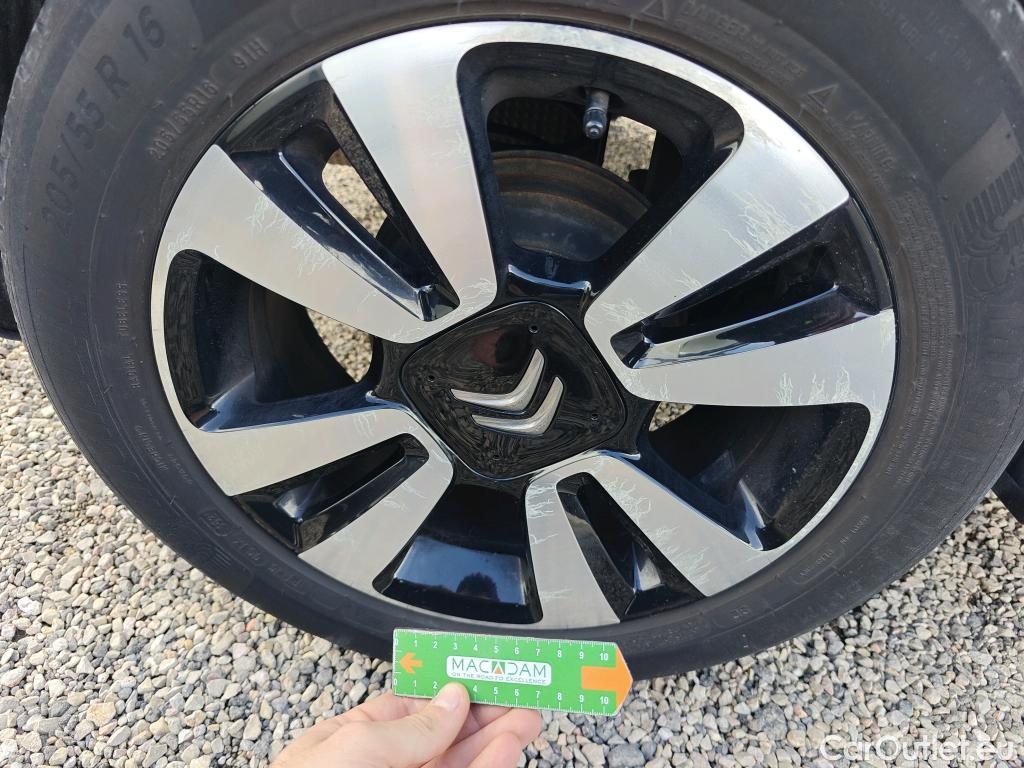  Citroen  C3 CITROEN  / 2020 / 5P / berlina con portón PureTech 60kW (83CV) Feel Pack (CX) #7