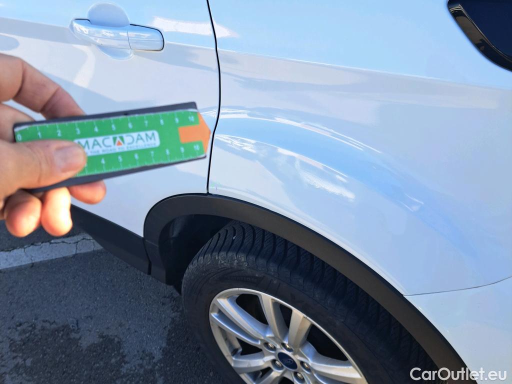  Ford  Kuga FORD  / 2016 / 5P / todoterreno 1.5 EcoBoost 88kW 4x2 Trend+ (CX) #33