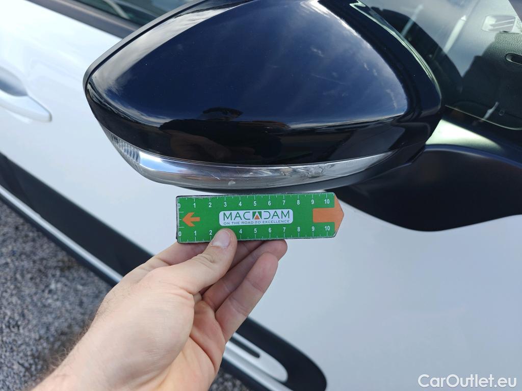  Citroen  C3 CITROEN  / 2020 / 5P / berlina con portón PureTech 60kW (83CV) Feel Pack (CX) #25