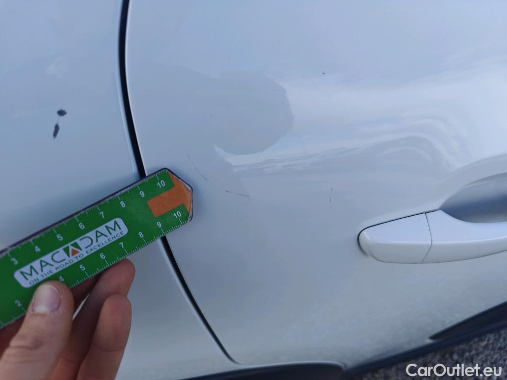  Citroen  C3 CITROEN  / 2020 / 5P / berlina con portón PureTech 60kW (83CV) Feel Pack (CX) #48