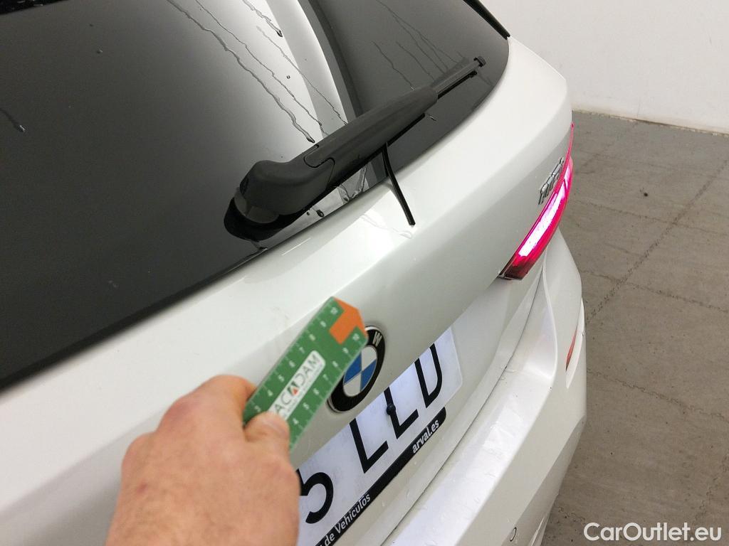  Bmw  Serie 1 BMW  / 2019 / 5P / berlina con portón 118i #16