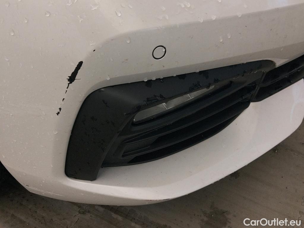  Bmw  Serie 1 BMW  / 2019 / 5P / berlina con portón 118i #13