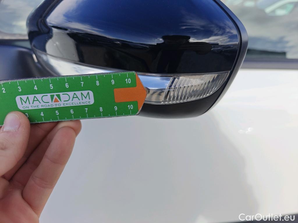  Citroen  C3 CITROEN  / 2020 / 5P / berlina con portón PureTech 60kW (83CV) Feel Pack (CX) #28