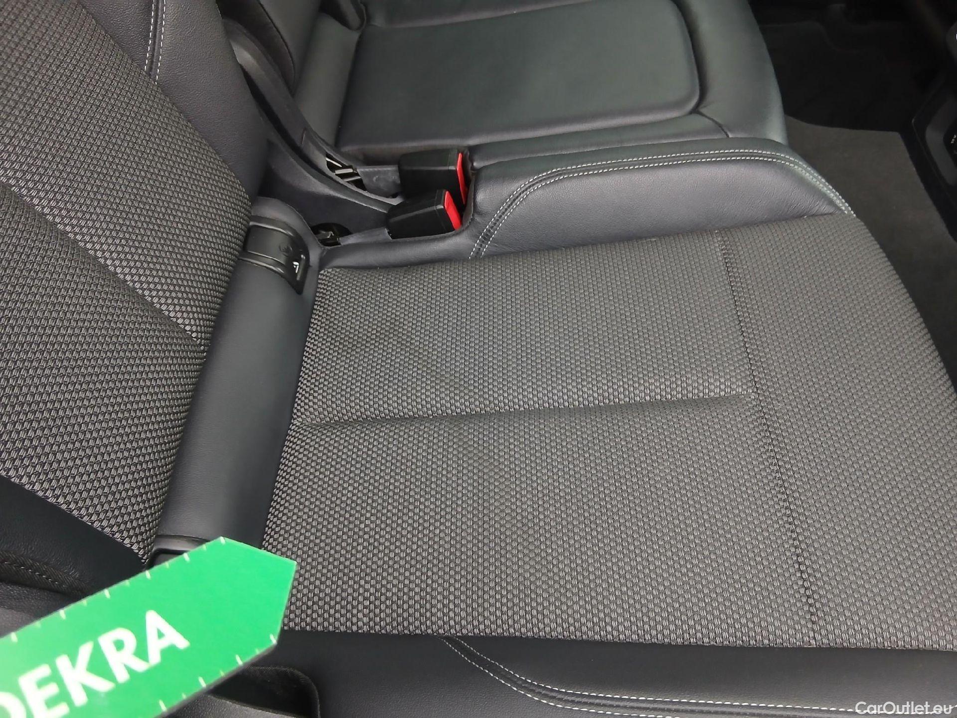  Audi  Q5 AUDI  SPORTBACK / 2020 / 5P / todoterreno Black line 40 TDI 150kW quattro-ultra #49