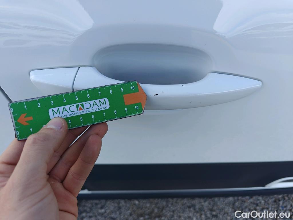  Citroen  C3 CITROEN  / 2020 / 5P / berlina con portón PureTech 60kW (83CV) Feel Pack (CX) #42