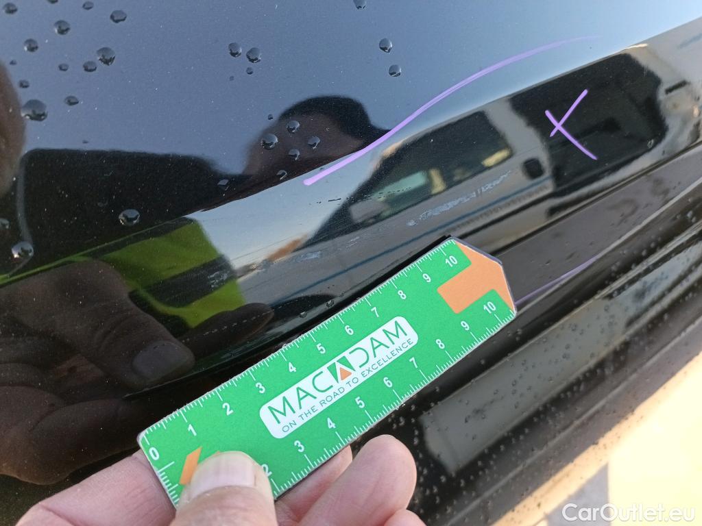  Bmw  Serie 3 BMW  / 2018 / 4P / sedán 318d #14