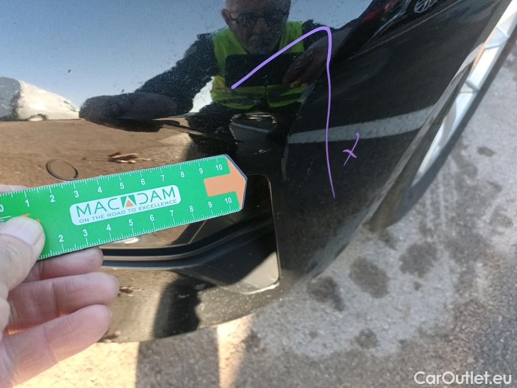  Bmw  Serie 3 BMW  / 2018 / 4P / sedán 318d #10