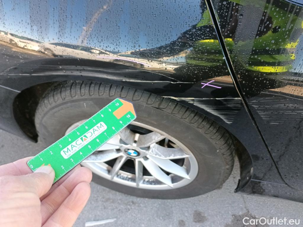  Bmw  Serie 3 BMW  / 2018 / 4P / sedán 318d #2