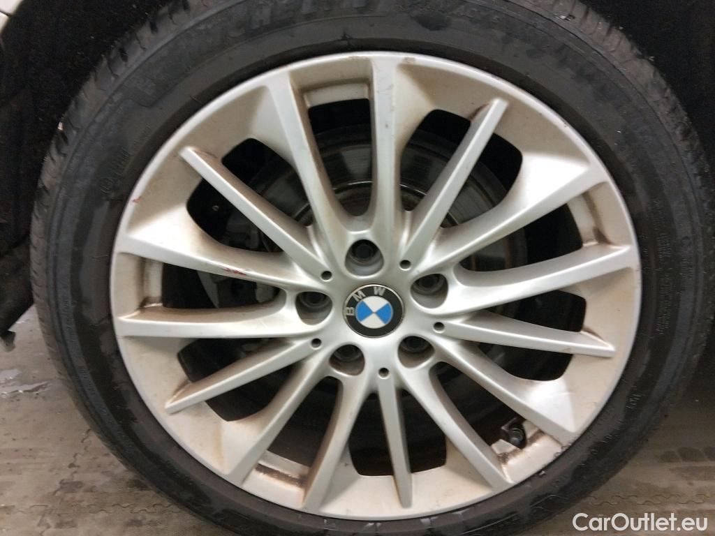  Bmw  Serie 1 BMW  / 2019 / 5P / berlina con portón 118i #9