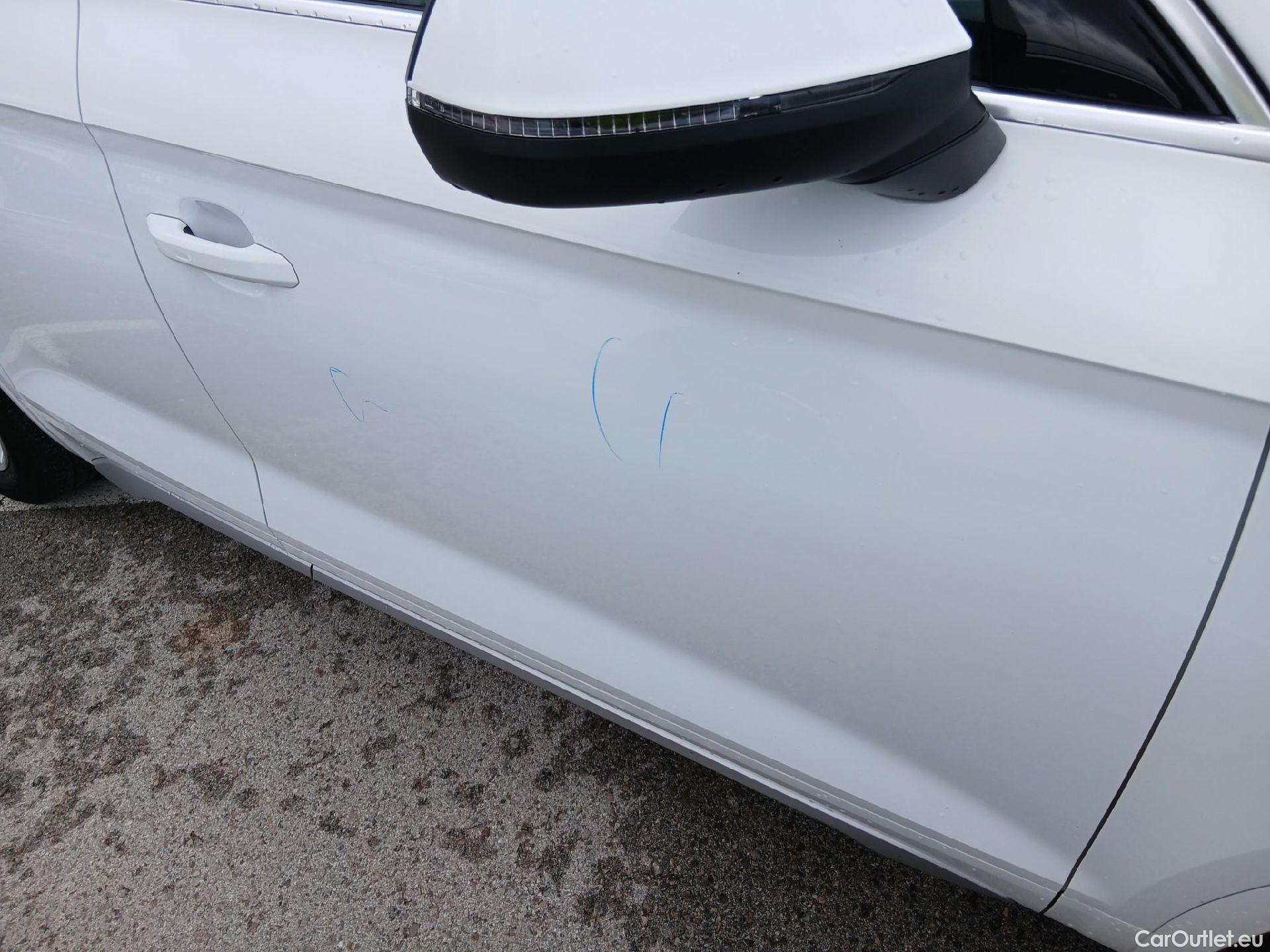  Land Rover  Discovery AUDI Q5 / 2020 / 5P / todoterreno Advanced 35 TDI 120kW S tronic (AC2) #24