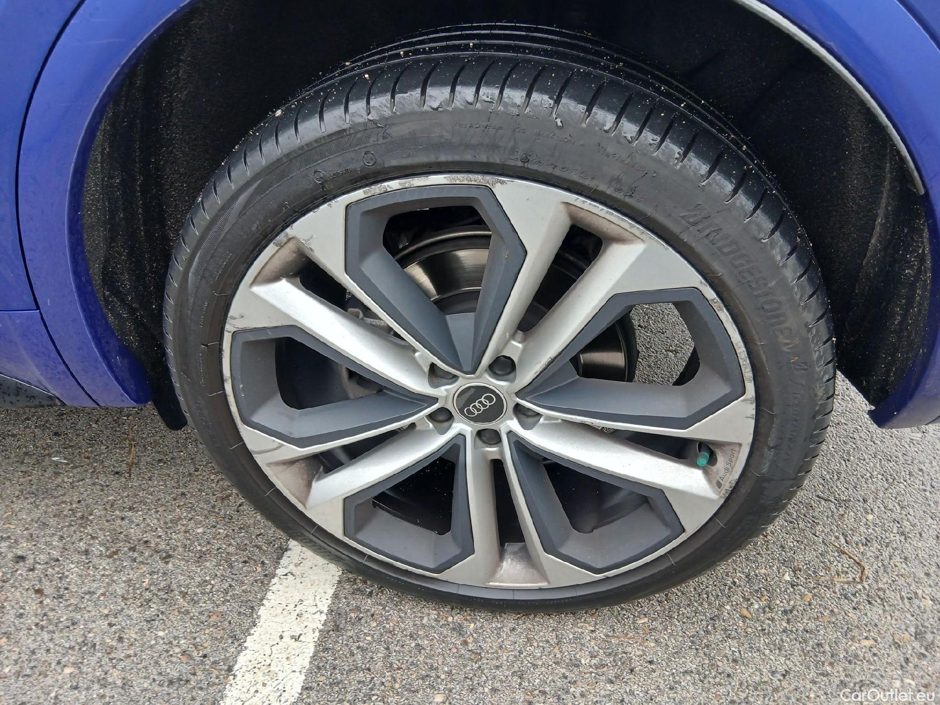  Audi  Q5 AUDI  SPORTBACK / 2020 / 5P / todoterreno Black line 40 TDI 150kW quattro-ultra #63