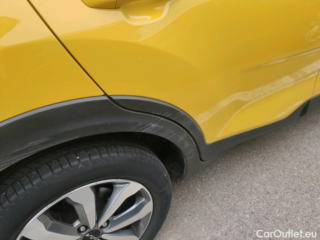  KIA  STONIC KIA  / 2017 / 5P / todoterreno 1.0 T-GDi 88kW (120CV) MHEV iMT Drive #25