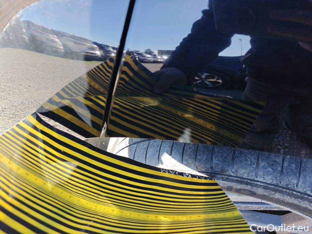  Hyundai  Konna HYUNDAI Kona / 2023 / 5P / todoterreno 1.6 GDi HEV N Line DCT #41