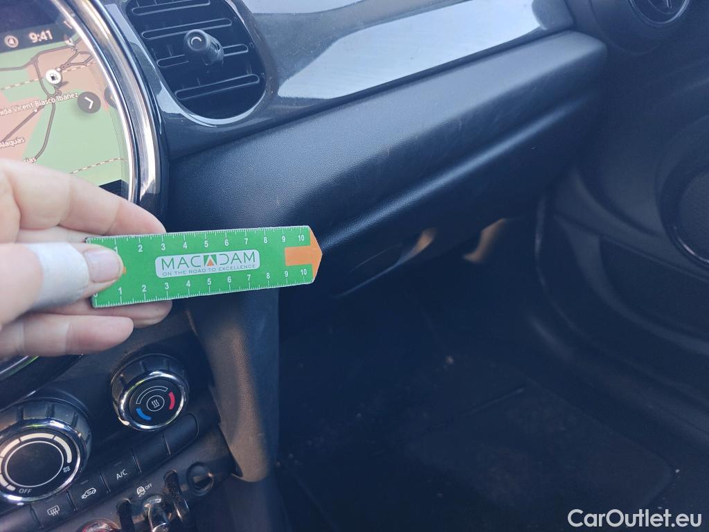  Mini  Cooper MINI MINI / 2021 / 5P / berlina con portón ONE 5 PUERTAS #8