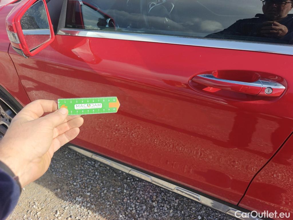  Mercedes  GLA MERCEDES-BENZ Clase  / 2017 / 5P / todoterreno  220 d 4MATIC #9