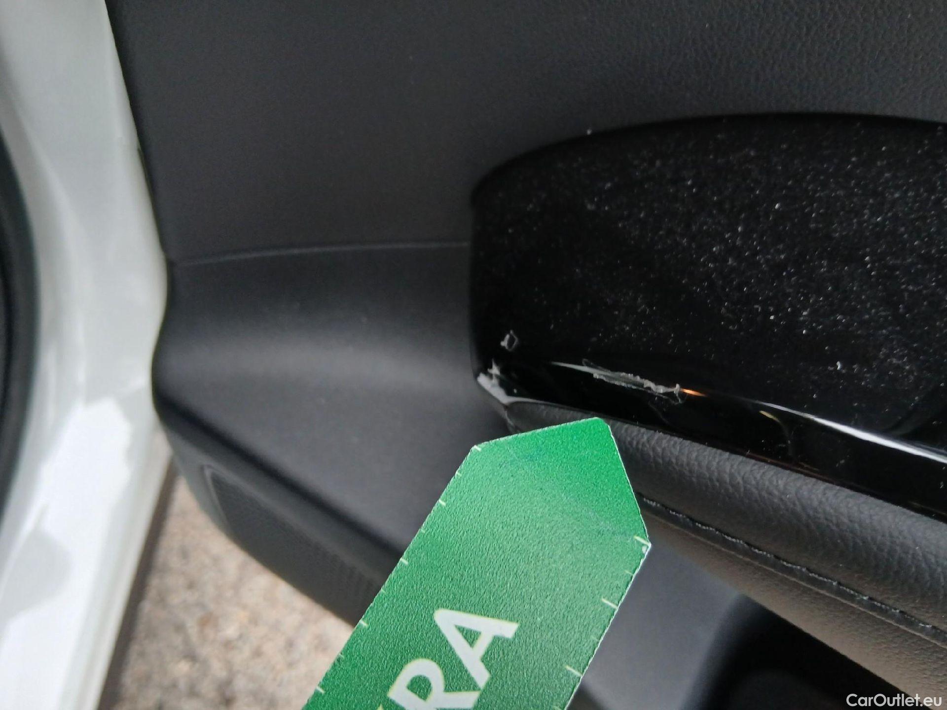  Hyundai  Tucson HYUNDAI  / 2020 / 5P / todoterreno 1.6 TGDI 169kW HEV Tecno Auto 2C #16