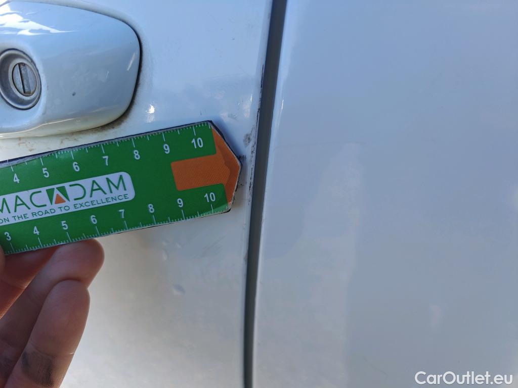  KIA  Sportage KIA  / 2018 / 5P / todoterreno 1.6 MHEV Business 100kW (136CV) 4x4 #18