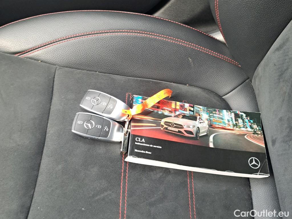  Mercedes  CLA-Klasse MERCEDES-BENZ CLA / 2019 / 4P / coupé CLA 250 e #4