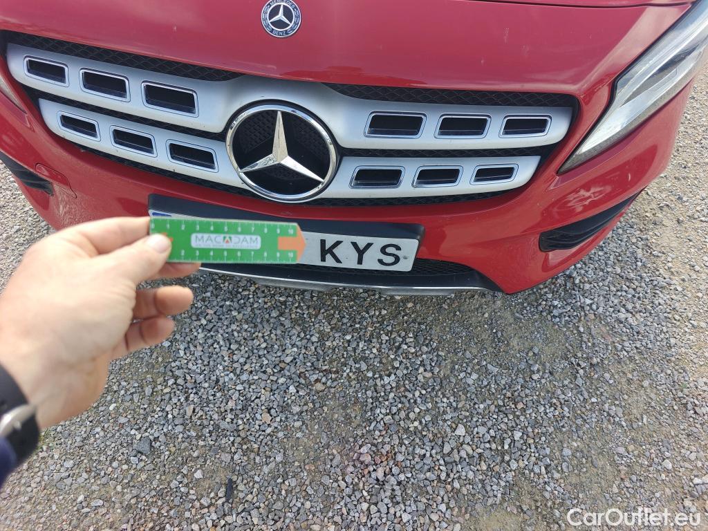  Mercedes  GLA MERCEDES-BENZ Clase  / 2017 / 5P / todoterreno  220 d 4MATIC #23